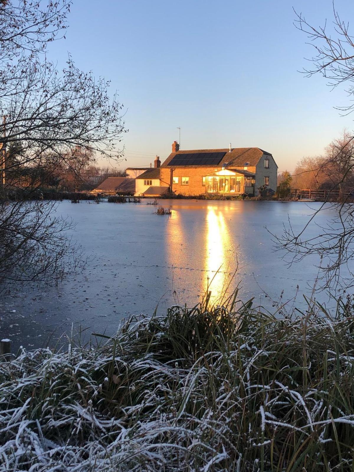 Astwell Mill Bed & Breakfast Helmdon Exterior photo